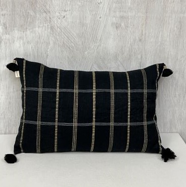 HANDLOOM CUSHION COVER