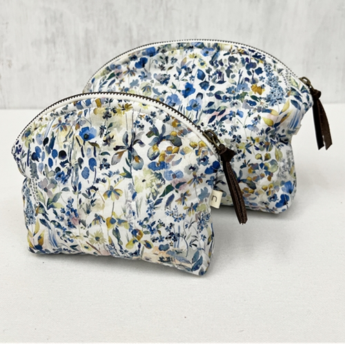Curve Flat Pouch 