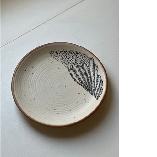 CERAMIC QUARTER PLATE