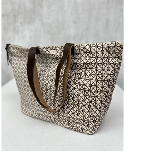 PRINTED LEATHER TOTE