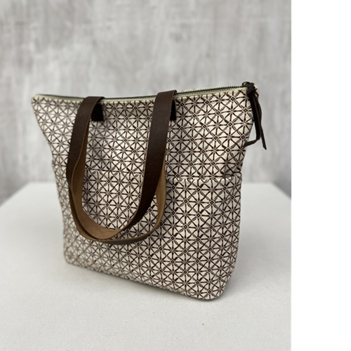 PRINTED LEATHER TOTE