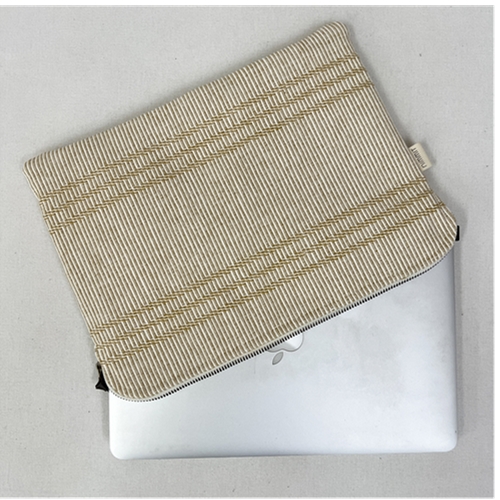 WOVEN iPAD COVER