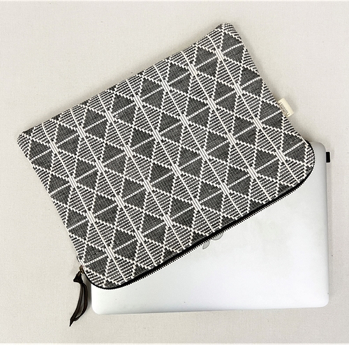 WOVEN iPAD COVER